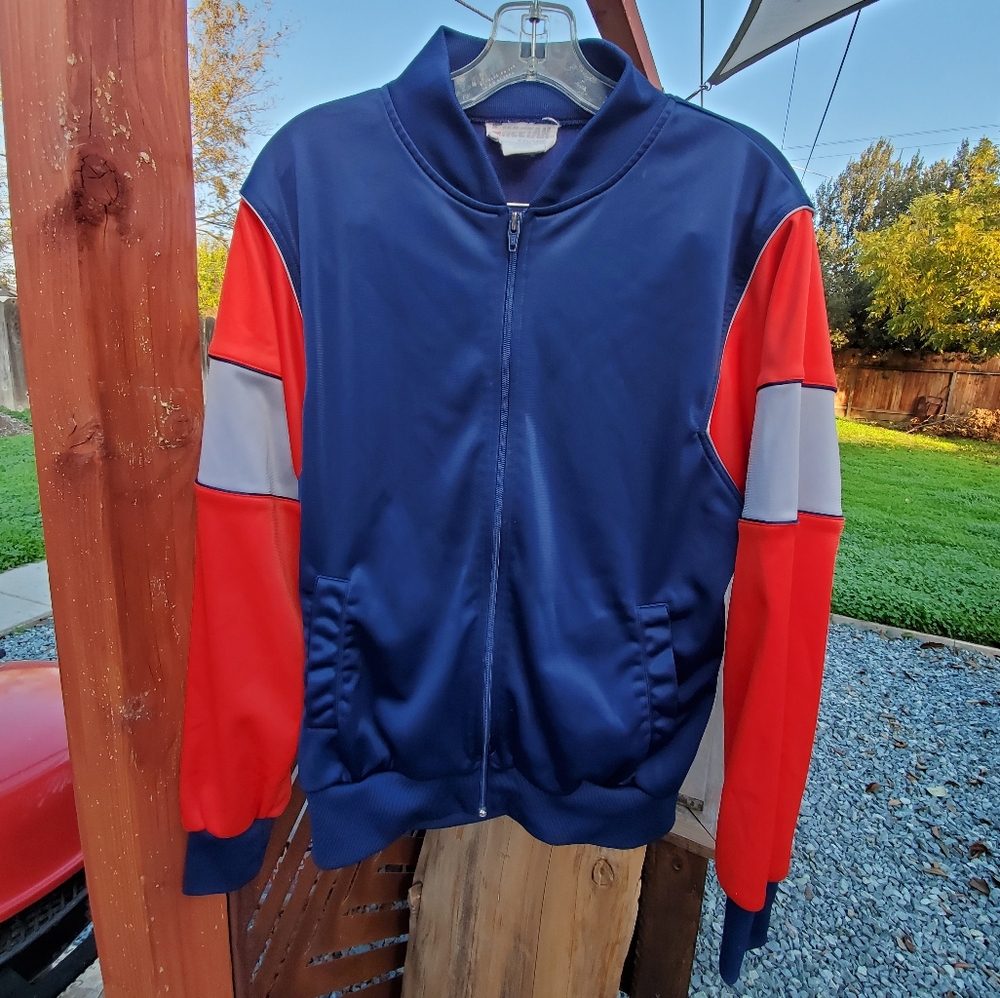 Vintage Cheetah Sport by Mervyn's track suit top. Medium. Used. Bright. …